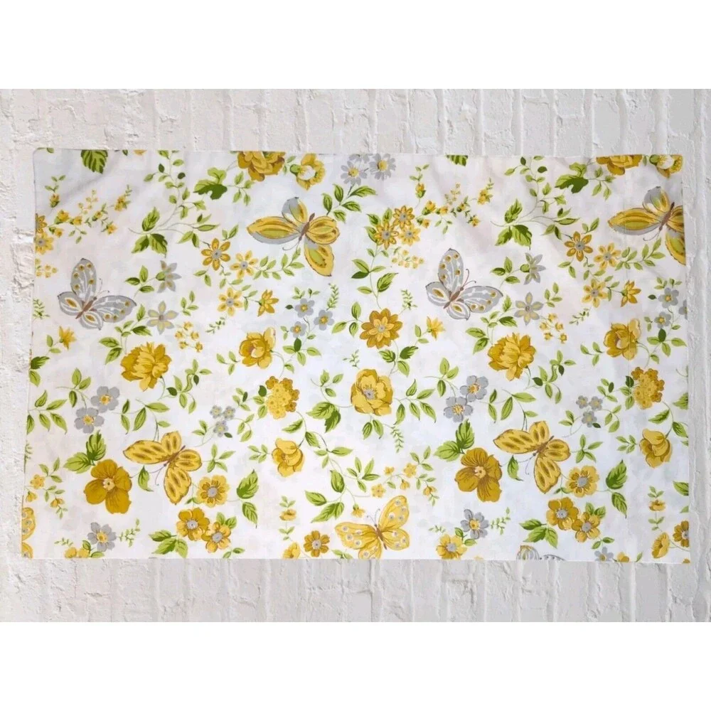 Vtg Grants Home Pillowcases Avocado Green Floral 42x36 Muslin Quilt Fabric 1970s